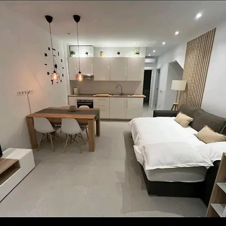 Apartment Centrico Y Acogedor De Planta Baja *