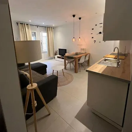 Centrico Y Acogedor De Planta Baja Palamós